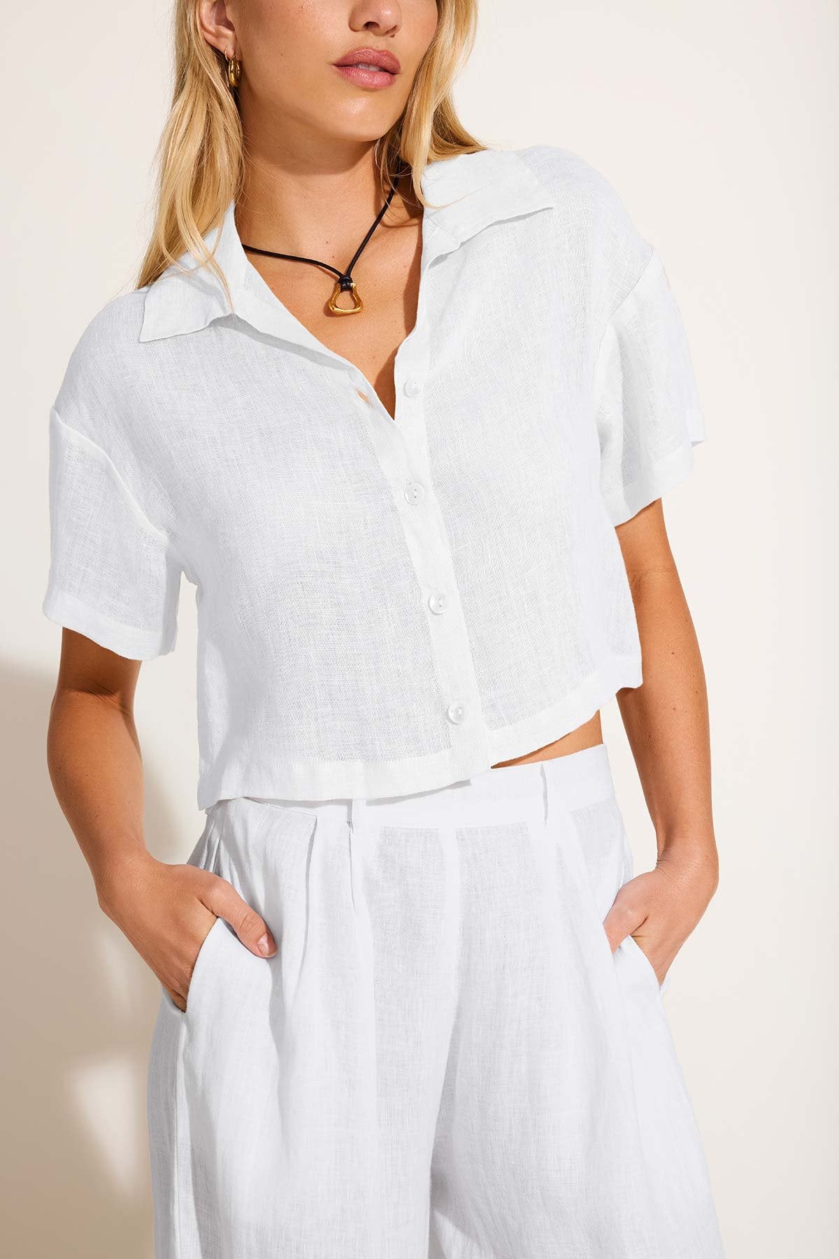 ナゴンスタンス　ｅａｓｙ　ｃａｒｅ　ｃｒｏｐｐｅｄ　ｓｈｉｒｔ 6137805_WhiteEcoLinen_HanaCrop